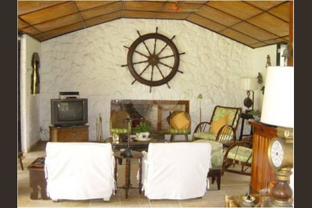 8_photo/94d2007481.859d3ea7f11d789b-ATLAS-058c6b31-3c2c-44fd-8a0d-e261ff4c992e.jpg de casa à venda com 7 quartos, 2500m² em Balneario Praia do Pernambuco, Guarujá