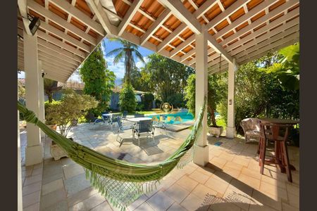 11_photo/94d20074a1.9929e36fdaf64e16-ATLAS-0c4e9581-d8bb-4d60-aa53-103a229e46e8.jpg de casa à venda com 5 quartos, 300m² em Balneario Praia do Pernambuco, Guarujá