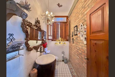 10_photo/94d20074a5.6d54654abc991e41-ATLAS-b7f9e7e4-dbcb-4ae4-8398-979ce91054a1.jpg de casa à venda com 4 quartos, 380m² em Balneario Praia do Pernambuco, Guarujá