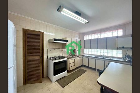 6_photo/94d20074fd.c3e4b71d7d5b68de-ATLAS-f9e02421-21d0-4d22-9b76-ec751a80a2e3.jpg de casa à venda com 6 quartos, 393m² em Balneario Praia do Pernambuco, Guarujá