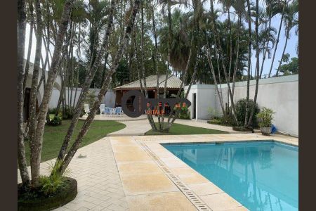 4_photo/94d2007571.71d57c28792d37c8-ATLAS-37a6cc28-61fa-48d2-82f1-8dedb50d4d19.jpg de casa à venda com 7 quartos, 490m² em Balneario Praia do Pernambuco, Guarujá