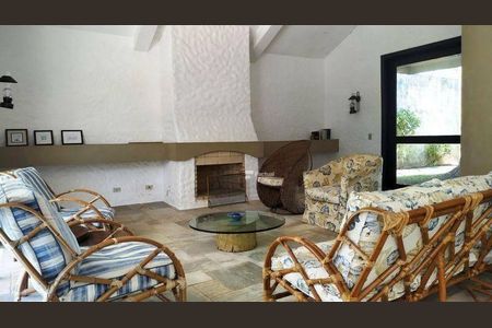 3_photo/94d200759d.1463d70521bc8e9f-ATLAS-4af2dee7-fa21-4702-8c4f-75955c3f1c18.jpg de casa à venda com 4 quartos, 268m² em Vila Santo Antônio, Guarujá