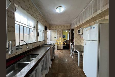 5_photo/94d20075b9.36120dde17ada663-ATLAS-5794c579-e72d-4ced-92d7-d2f0ae8a1630.jpg de casa à venda com 4 quartos, 318m² em Balneario Praia do Pernambuco, Guarujá