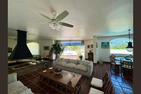 5_photo/94d20075b9.79518a11401aeb31-ATLAS-fd825317-005e-4150-bca9-0e6f8cef6e8a.jpg de casa para alugar com 5 quartos, 405m² em Balneario Praia do Pernambuco, Guarujá