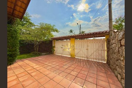 8_photo/94d20075cf.ffe97d1e94bc7911-ATLAS-5111dae5-c92d-4e8d-b914-b61ba92eabdb.jpg de casa à venda com 3 quartos, 192m² em Balneario Praia do Pernambuco, Guarujá