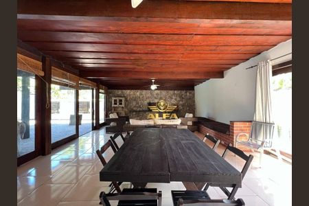 7_photo/94d20075d9.96d171c2382916b3-ATLAS-c818752c-a1c0-4e96-93db-736828d77ac2.jpg de casa à venda com 4 quartos, 209m² em Balneario Praia do Pernambuco, Guarujá