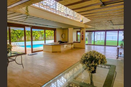 9_photo/94d200766b.f14d7a494a64fc38-ATLAS-5bcd27fc-fd99-4480-b43f-ad8e4dc8df84.jpg de casa à venda com 4 quartos, 500m² em Balneario Praia do Pernambuco, Guarujá