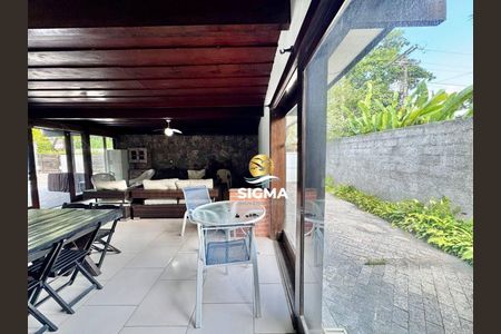 11_photo/94d200766d.ceff8192393c33de-ATLAS-63cd28d7-08e9-4f16-9d1e-6bfa4a56f779.jpg de casa à venda com 4 quartos, 208m² em Balneario Praia do Pernambuco, Guarujá