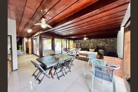 9_photo/94d200766d.ceff8192393c33de-ATLAS-9b766bf2-23c2-43db-b30f-34fad69d2e5e.jpg de casa à venda com 4 quartos, 208m² em Balneario Praia do Pernambuco, Guarujá