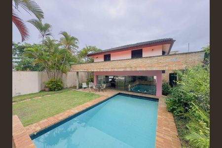 9_photo/94d200767b.e6e1c947b02cf8fb-ATLAS-370f3aca-051d-4000-98b7-4e3077d7c291.jpg de casa à venda com 5 quartos, 250m² em Balneario Praia do Pernambuco, Guarujá