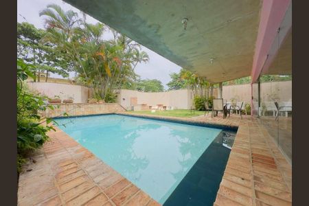 2_photo/94d200767b.e6e1c947b02cf8fb-ATLAS-cc6bc79e-bbcd-4995-9c11-cae0134ca12d.jpg de casa à venda com 5 quartos, 250m² em Balneario Praia do Pernambuco, Guarujá