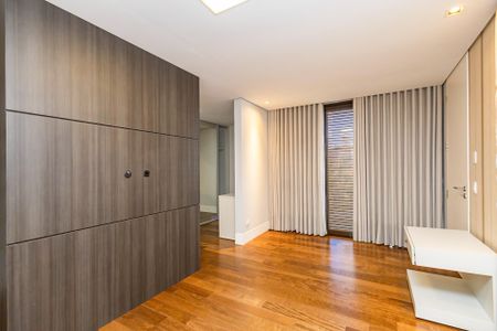 9_photo/94dce02cef.515ae2f05408b60f-ATLAS-9bbd2891-2ef2-4a20-b3c0-be35b1f3154c.jpg de casa à venda com 3 quartos, 252m² em São Braz, Curitiba