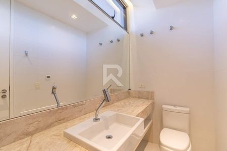 10_photo/94dce02cef.515ae2f05408b60f-ATLAS-b3245788-a20e-4f33-a4b6-d75bb683a64f.jpg de casa à venda com 3 quartos, 360m² em São Braz, Curitiba