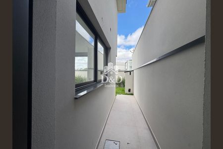 47_photo/94dce03041.5b63f18bcccc212e-ATLAS-284db41e-06b8-462e-a27d-2b33f413afb0.jpg de casa à venda com 4 quartos, 292m² em Butiatuvinha, Curitiba