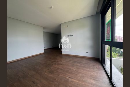 23_photo/94dce03041.5b63f18bcccc212e-ATLAS-6d28965f-082b-4e80-bdd1-f46bf8ae0bb2.jpg de casa à venda com 4 quartos, 292m² em Butiatuvinha, Curitiba