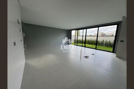 43_photo/94dce03041.5b63f18bcccc212e-ATLAS-7acf8b68-eb07-4aee-b206-3b39efb2ad19.jpg de casa à venda com 4 quartos, 292m² em Butiatuvinha, Curitiba