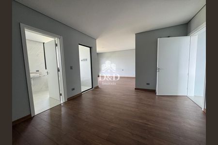 34_photo/94dce03041.5b63f18bcccc212e-ATLAS-e4331a1e-978d-47c9-8940-5f0dbaaf158b.jpg de casa à venda com 4 quartos, 292m² em Butiatuvinha, Curitiba