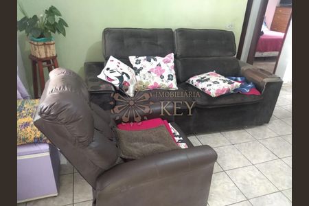 6_photo/94dce03041.f2ed236aecaa8a04-ATLAS-5a3b47aa-c977-4514-9be1-5a2f1fddd732.jpg de casa à venda com 4 quartos, 85m² em Butiatuvinha, Curitiba