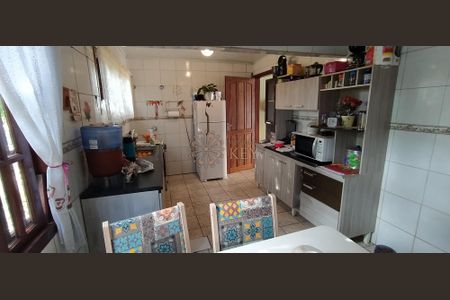 32_photo/94dce03041.f2ed236aecaa8a04-ATLAS-ba9a8d9a-8124-40b0-b8b4-1dc78a07b7ce.jpg de casa à venda com 4 quartos, 85m² em Butiatuvinha, Curitiba