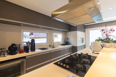 10_photo/94dce0315b.584d5d76db9ca9be-ATLAS-08119c4c-fce2-4cd3-8e08-8ea90d09c9cb.jpg de casa à venda com 4 quartos, 306m² em Butiatuvinha, Curitiba