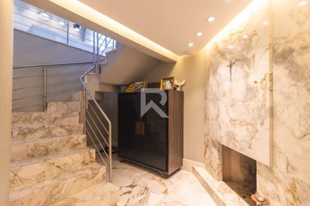 1_photo/94dce0315b.584d5d76db9ca9be-ATLAS-13abb57d-f42e-4752-90c7-5799df336473.jpg de casa à venda com 4 quartos, 306m² em Butiatuvinha, Curitiba