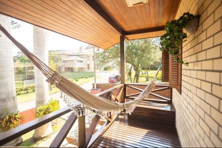 7_photo/94dce031bd.01061cb6ad72014f-ATLAS-1c7df2f6-471c-4bc3-9a7d-c5ffaf8a0ea7.jpg de casa de condomínio à venda com 3 quartos, 300m² em Santa Felicidade, Curitiba