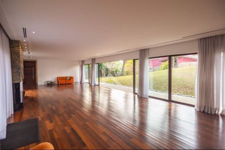 7_photo/94dce031bd.0d3c4e8473f77004-ATLAS-603bfce5-d926-4eb9-903d-7cd89274f5ef.jpg de casa à venda com 4 quartos, 778m² em Santa Felicidade, Curitiba