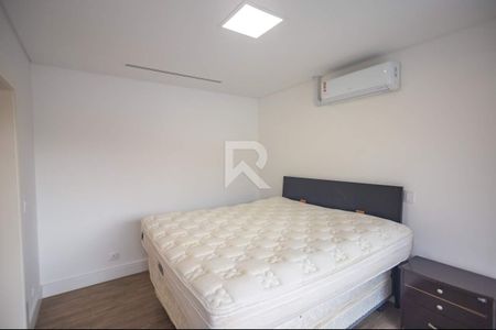 12_photo/94dce031bd.0d3c4e8473f77004-ATLAS-e453a478-a627-40ee-a9d2-1ed77b4cf5e5.jpg de casa à venda com 4 quartos, 778m² em Santa Felicidade, Curitiba