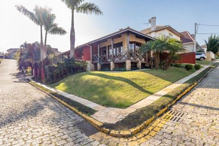 5_photo/94dce031bd.7b2f82b5c31047d5-ATLAS-42b0952a-bba4-4dda-8b59-d291c8b695a5.jpg de casa à venda com 3 quartos, 330m² em Santa Felicidade, Curitiba