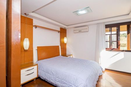 8_photo/94dce031bd.7b2f82b5c31047d5-ATLAS-65b2255c-3eb9-458a-8a49-b7242e4ed07e.jpg de casa à venda com 3 quartos, 330m² em Santa Felicidade, Curitiba