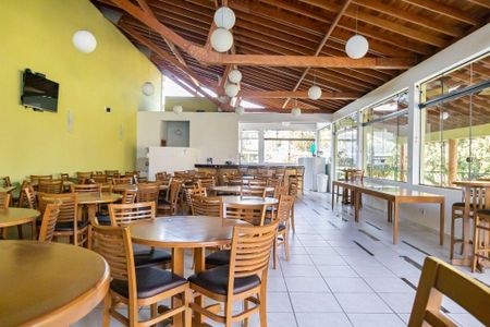 37_photo/94dce031bd.7b2f82b5c31047d5-ATLAS-c6cd48da-8437-4903-acda-45991107b0c3.jpg de casa à venda com 3 quartos, 330m² em Santa Felicidade, Curitiba