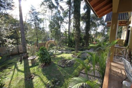 2_photo/94dce032eb.649914ff72dde6a7-ATLAS-0c384e91-7bd2-404c-8e65-f2e82db7224d.jpg de casa à venda com 4 quartos, 400m² em Butiatuvinha, Curitiba