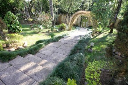 4_photo/94dce032eb.649914ff72dde6a7-ATLAS-ee4ce278-c8c4-4f2b-9d79-39d71d03eb2a.jpg de casa à venda com 4 quartos, 400m² em Butiatuvinha, Curitiba