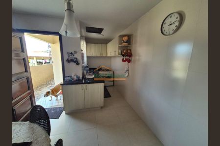 23_photo/94dce034d9.194c0972f5ce0b3a-ATLAS-d3b4372d-bfb2-4dbb-bd3b-fff190e5ecb7.jpg de casa à venda com 4 quartos, 280m² em Butiatuvinha, Curitiba