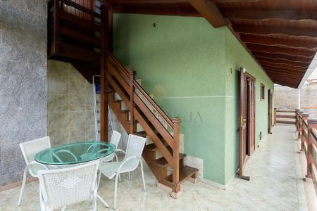 18_photo/94dce03527.5fb914e739453623-ATLAS-e1b6d816-d899-44d3-90c5-ed45f90ba953.jpg de casa à venda com 3 quartos, 386m² em Butiatuvinha, Curitiba