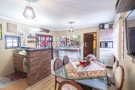 37_photo/94dce0455f.8d27b9fcb1abea0f-ATLAS-73d67475-4e11-4a25-8a55-acd9f9249334.jpg de casa à venda com 4 quartos, 420m² em Santa Felicidade, Curitiba