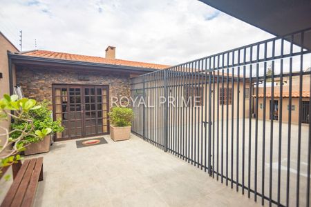 11_photo/94dce04565.be1c56eca2eb7a98-ATLAS-81126a32-fa8f-4bc6-9cbd-2afbca6c2e74.jpg de casa à venda com 4 quartos, 420m² em Santa Felicidade, Curitiba