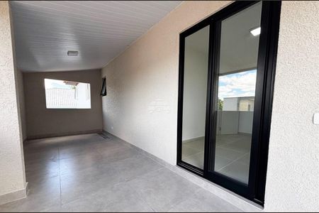 7_photo/94dce04b45.ed6f8ff35590c0ef-ATLAS-4ecfd937-471b-40ff-8cb4-df7aea55a7be.jpg de casa à venda com 3 quartos, 140m² em Butiatuvinha, Curitiba