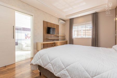 11_photo/94dce04b5d.02f29140979457be-ATLAS-7b24dcf5-6bbd-43d7-88ee-d00d1467e6b5.jpg de casa à venda com 3 quartos, 408m² em Butiatuvinha, Curitiba