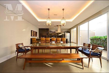 12_photo/94dce04b83.20b1407c08fdccdc-ATLAS-b62e45e6-0432-411b-a579-ba1a4bdea91d.jpg de casa à venda com 4 quartos, 590m² em Butiatuvinha, Curitiba