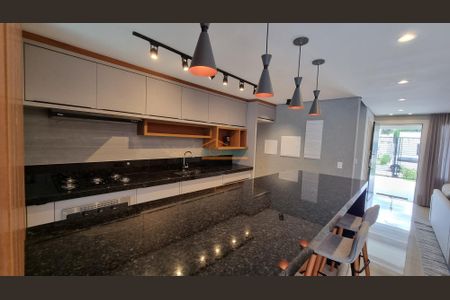 10_photo/94dce04b8b.7c068ece2f4455b1-ATLAS-153101fd-5fd0-4e30-839b-a85a9f214b41.jpg de casa à venda com 3 quartos, 152m² em Butiatuvinha, Curitiba