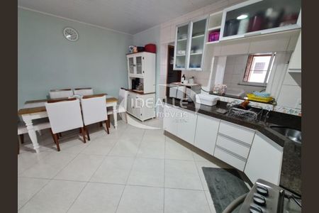 5_photo/94dce04ba5.2d782e9ced6b4695-ATLAS-6b8ebef4-cd77-4c94-af92-9775877dee5d.jpg de casa à venda com 5 quartos, 187m² em Butiatuvinha, Curitiba