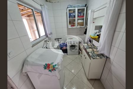 20_photo/94dce04ba5.2d782e9ced6b4695-ATLAS-eec812af-f894-484b-bb48-eb28f455b0cb.jpg de casa à venda com 5 quartos, 187m² em Butiatuvinha, Curitiba