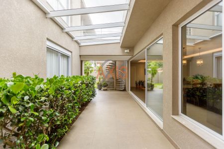 7_photo/94dce04c79.eb4747a7722cd593-ATLAS-103ad373-bca5-462d-8005-2dbdce0d91cc.jpg de casa à venda com 4 quartos, 590m² em Butiatuvinha, Curitiba