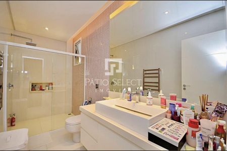 53_photo/94dce04c79.eb4747a7722cd593-ATLAS-d6176af5-36a3-47da-a12f-96dae5b7d3bb.jpg de casa à venda com 4 quartos, 590m² em Butiatuvinha, Curitiba