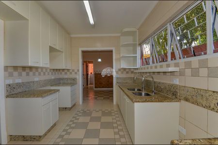 33_photo/94dce04c8d.32b376f14b665ac4-ATLAS-673ed3c6-be5d-49a5-af64-f5a8231e817e.jpg de casa à venda com 4 quartos, 220m² em Butiatuvinha, Curitiba