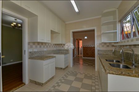 34_photo/94dce04c8d.32b376f14b665ac4-ATLAS-9df0c725-048e-4b5a-bd43-d800c9a4557a.jpg de casa à venda com 4 quartos, 220m² em Butiatuvinha, Curitiba