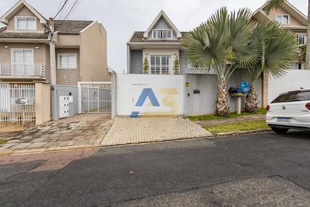 8_photo/94dce04d0d.04a823dc9d4d949a-ATLAS-a82b5edd-57df-40cd-a69d-43b67bc4c144.jpg de casa à venda com 3 quartos, 325m² em Santa Felicidade, Curitiba