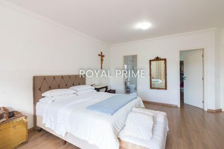 5_photo/94dce04d73.1aa5b8f538f3adaf-ATLAS-31cb04e6-035c-4620-bba7-6a91db259cdc.jpg de casa à venda com 3 quartos, 321m² em Santa Felicidade, Curitiba