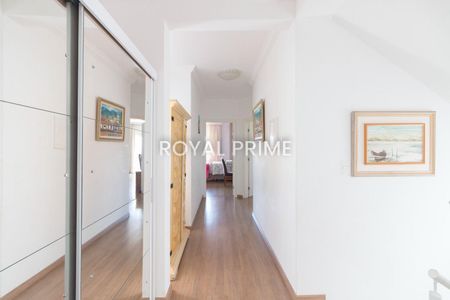 6_photo/94dce04d73.1aa5b8f538f3adaf-ATLAS-6ac9aa4e-535e-416a-ba20-8dd0537d0f4b.jpg de casa à venda com 3 quartos, 321m² em Santa Felicidade, Curitiba